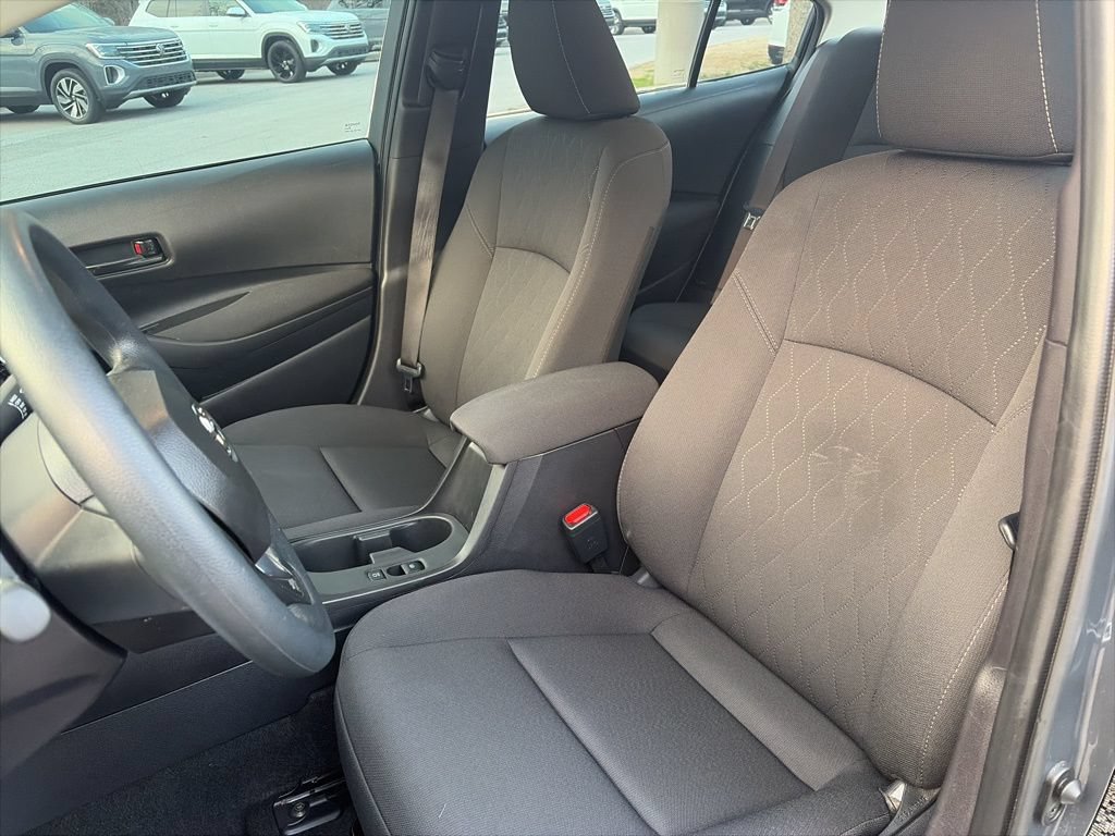 Used 2026 Toyota Corolla LE FWD image 23