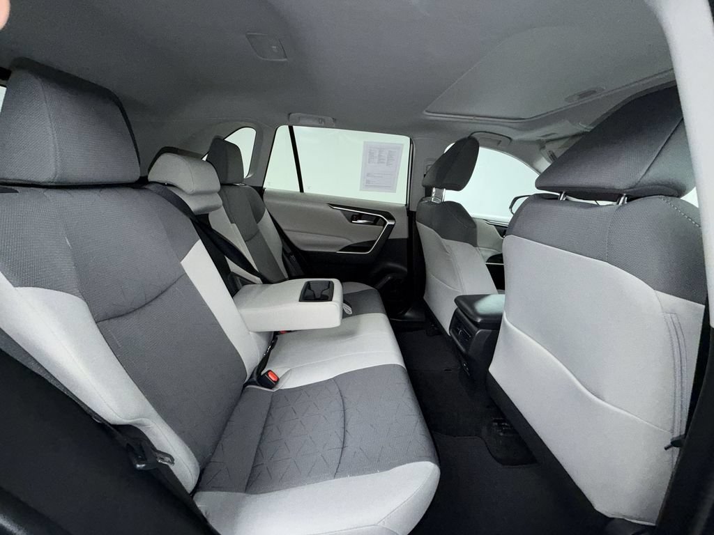 Certified 2022 Toyota RAV4 XLE AWD/4WD image 7