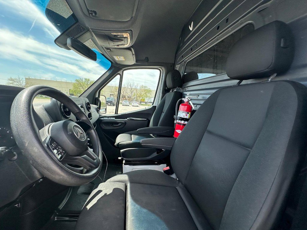 Used 2021 Mercedes-Benz Sprinter 3500 w/ Driver Convenience Package image 8