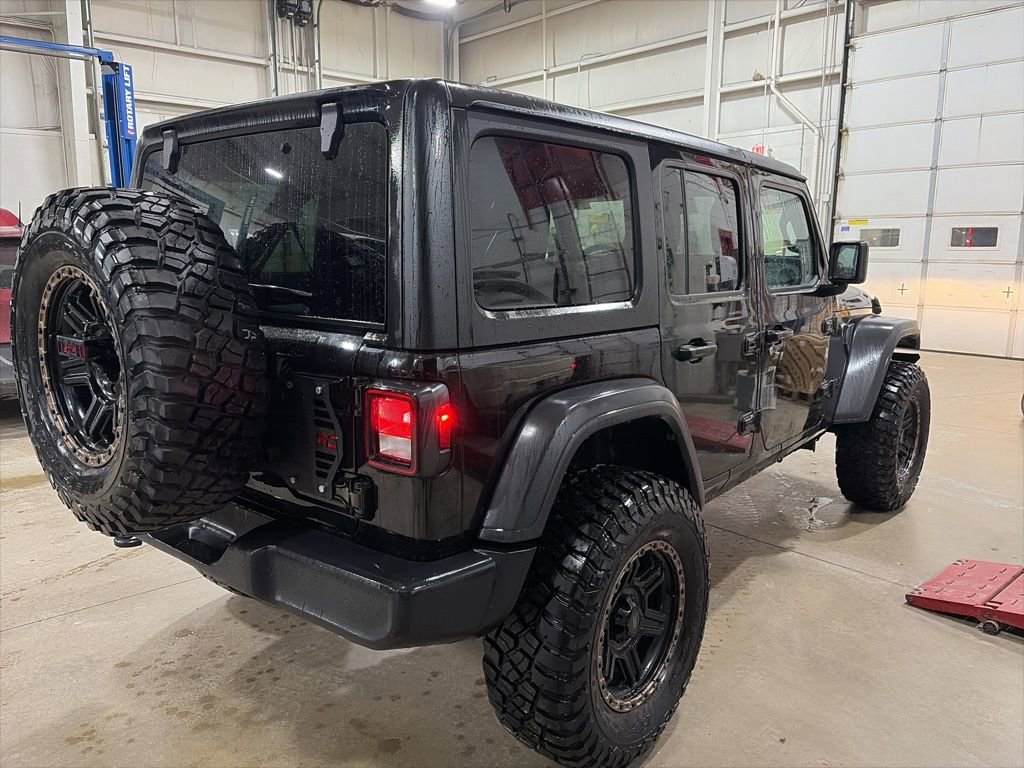 Used 2024 Jeep Wrangler Sport S image 7