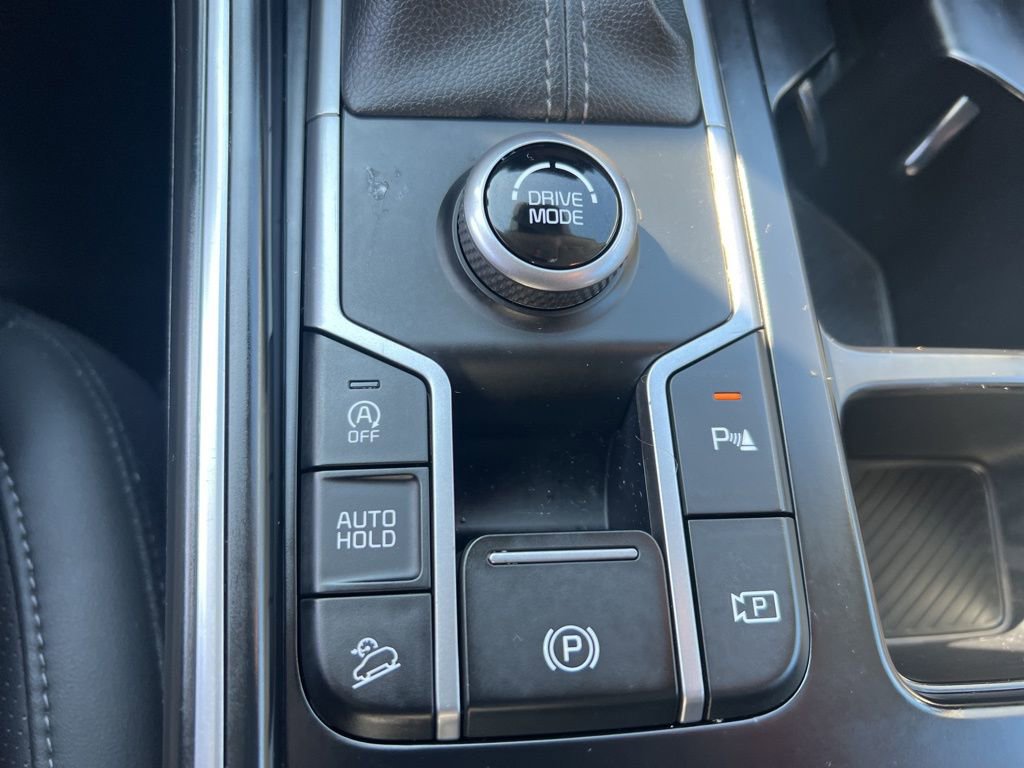 Certified 2025 Kia Sorento S FWD image 55