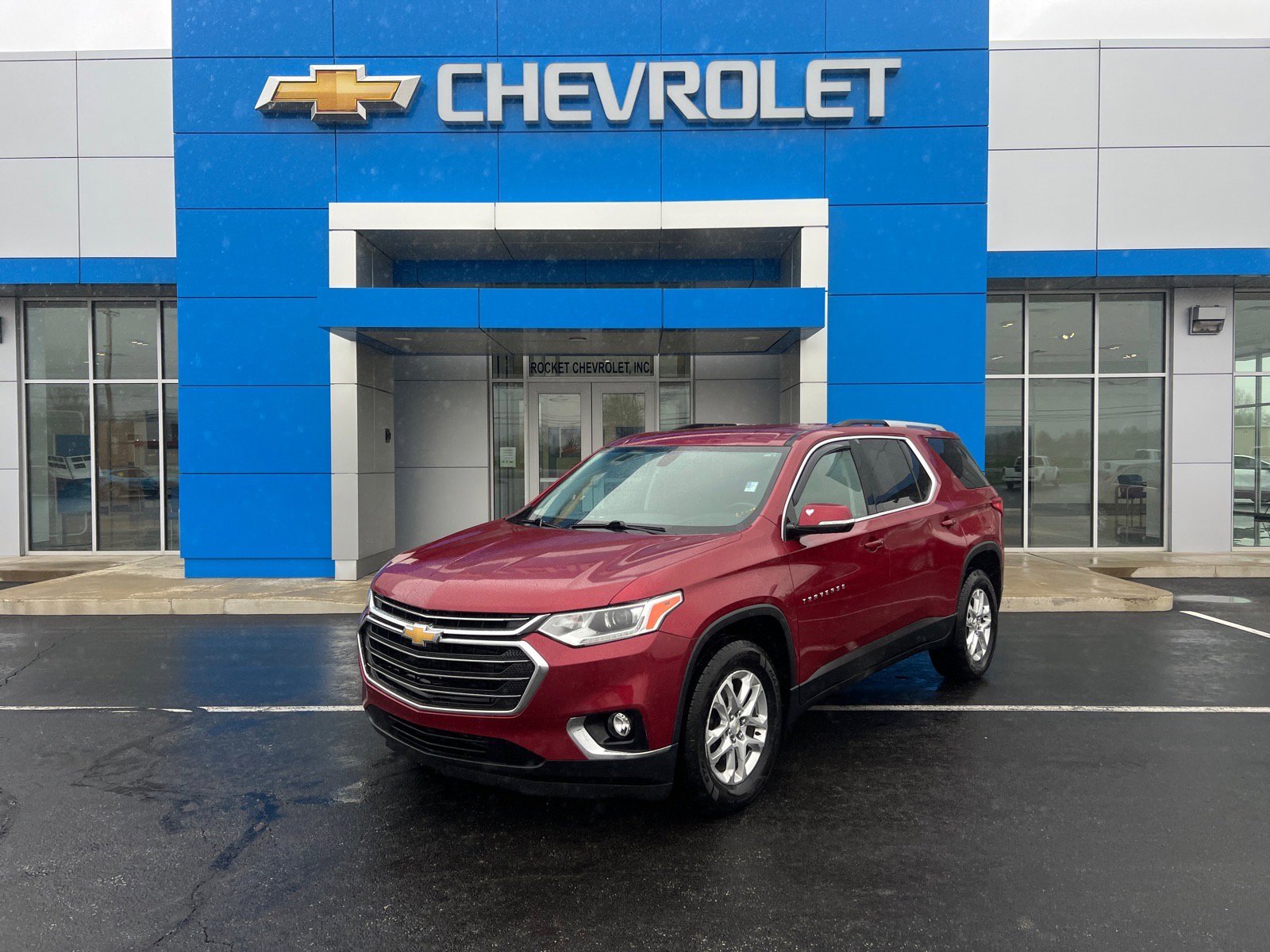Used 2018 Chevrolet Traverse LT