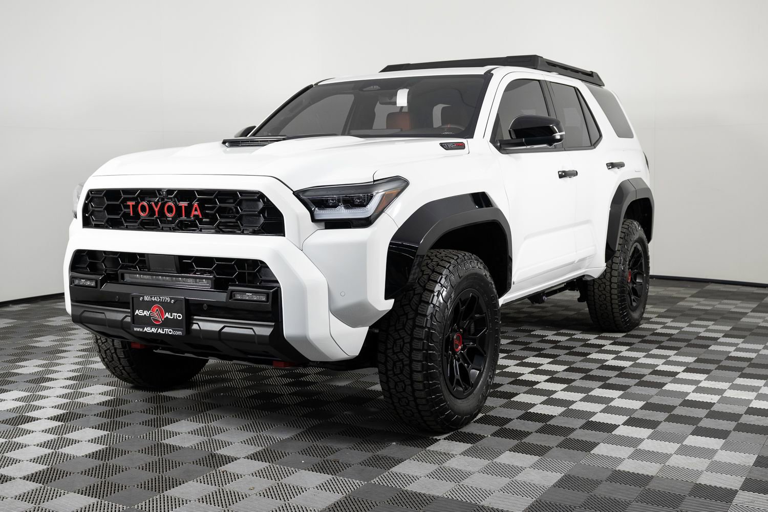 Used 2025 Toyota 4Runner TRD Pro AWD/4WD image 2