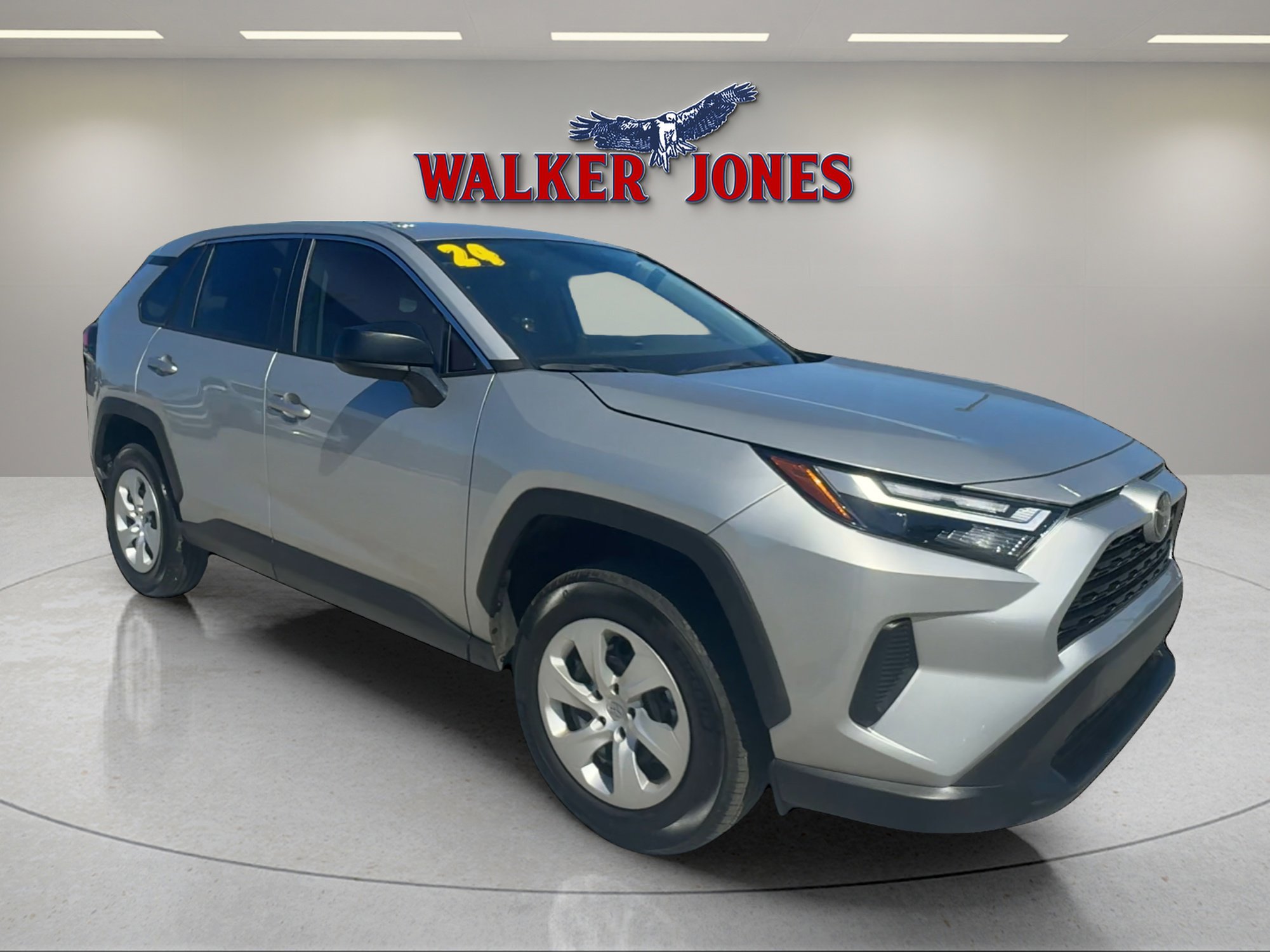 Used 2024 Toyota RAV4 LE image 1