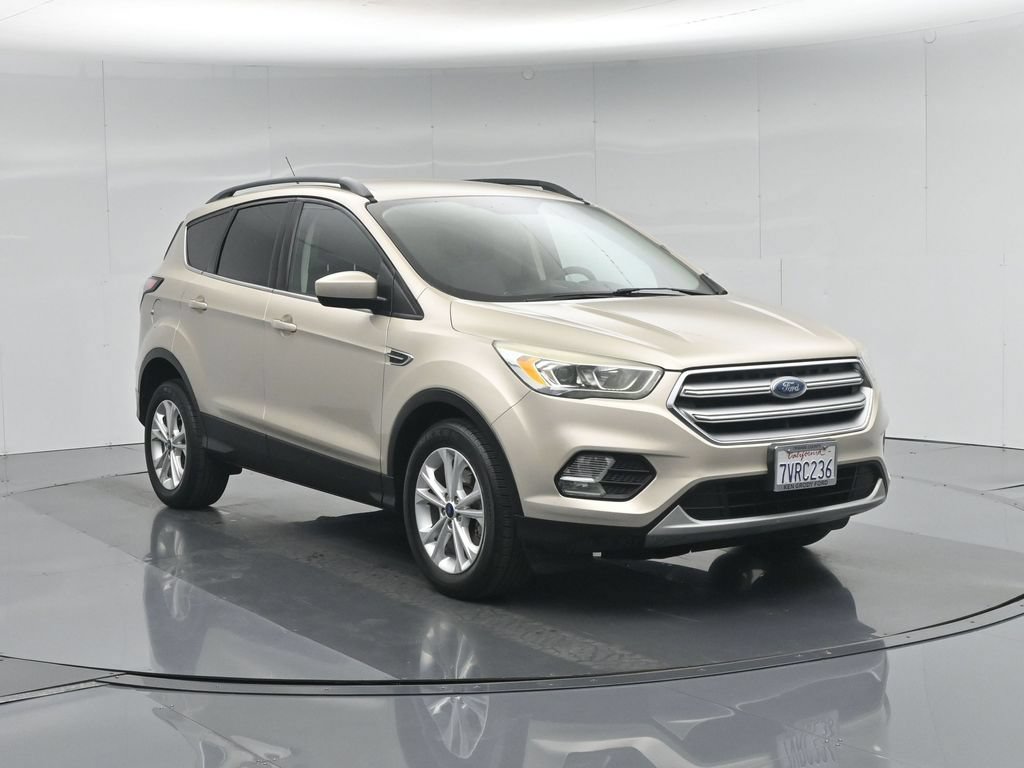 Certified 2017 Ford Escape SE w/ Equipment Group 201A FWD image 58