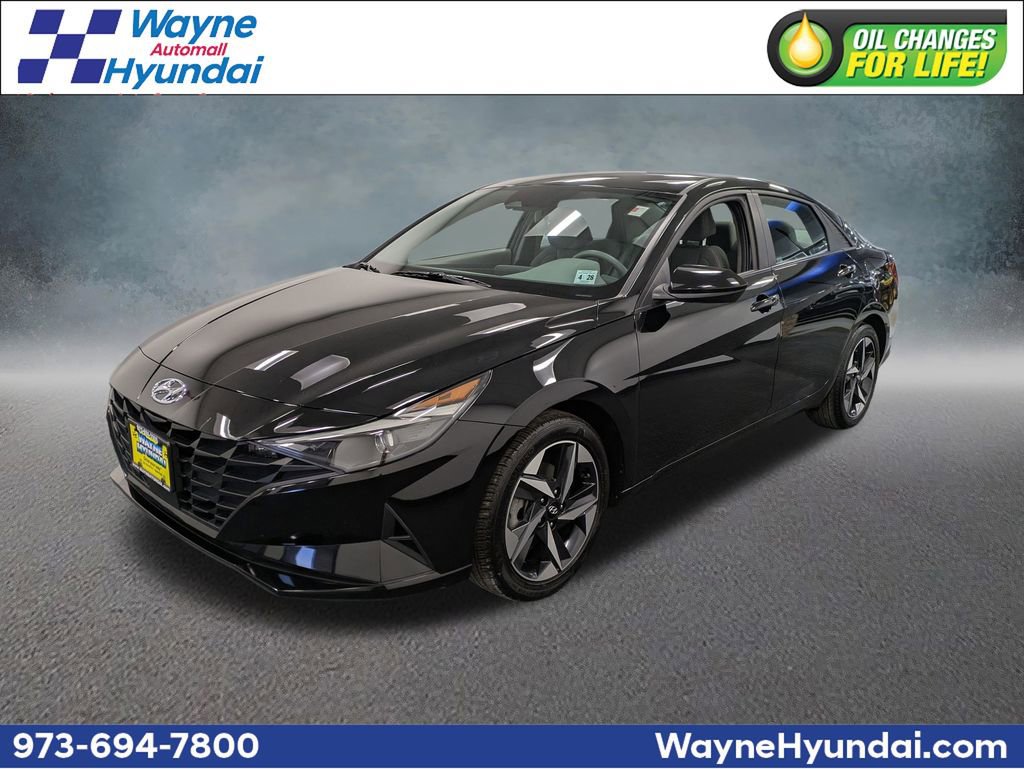 Used 2023 Hyundai Elantra SEL w/ Convenience Package image 1