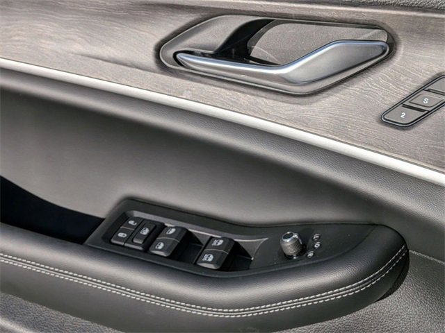 New 2025 Jeep Grand Cherokee Limited w/ Black Appearance Package image 15