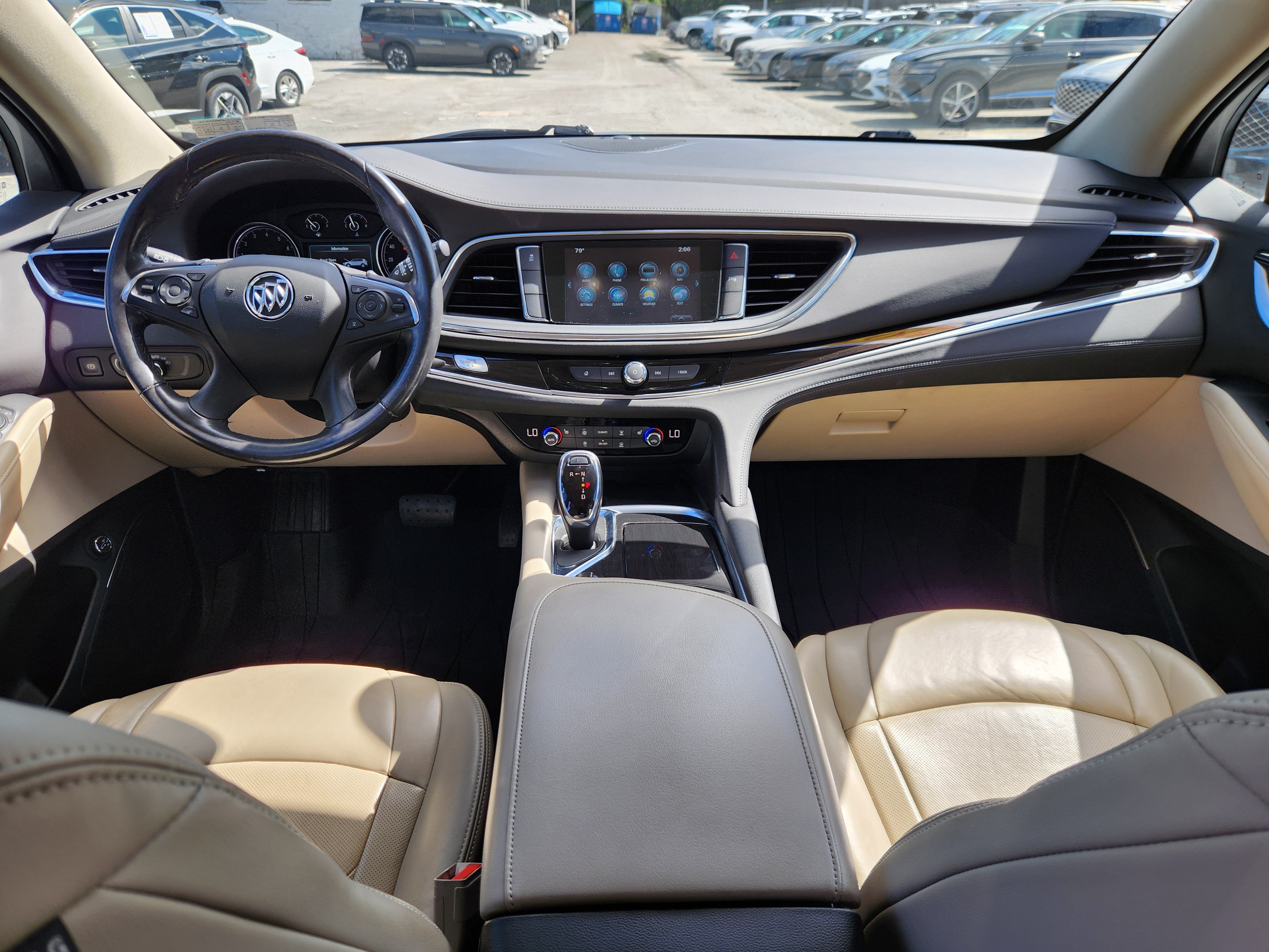 Used 2018 Buick Enclave Essence FWD image 8