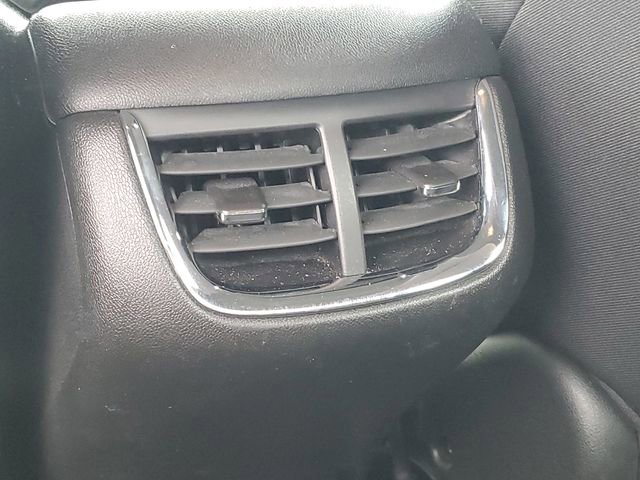 Used 2024 Chevrolet Malibu LT image 19