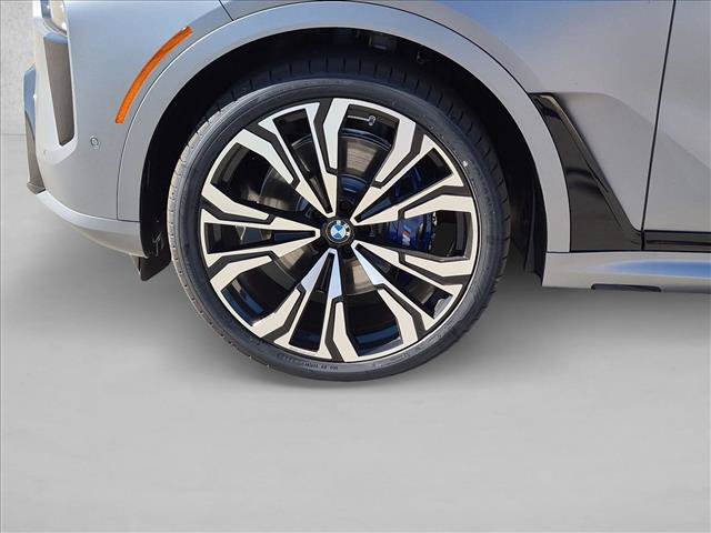 New 2027 BMW X7 xDrive40i w/ M Sport Package AWD/4WD image 9
