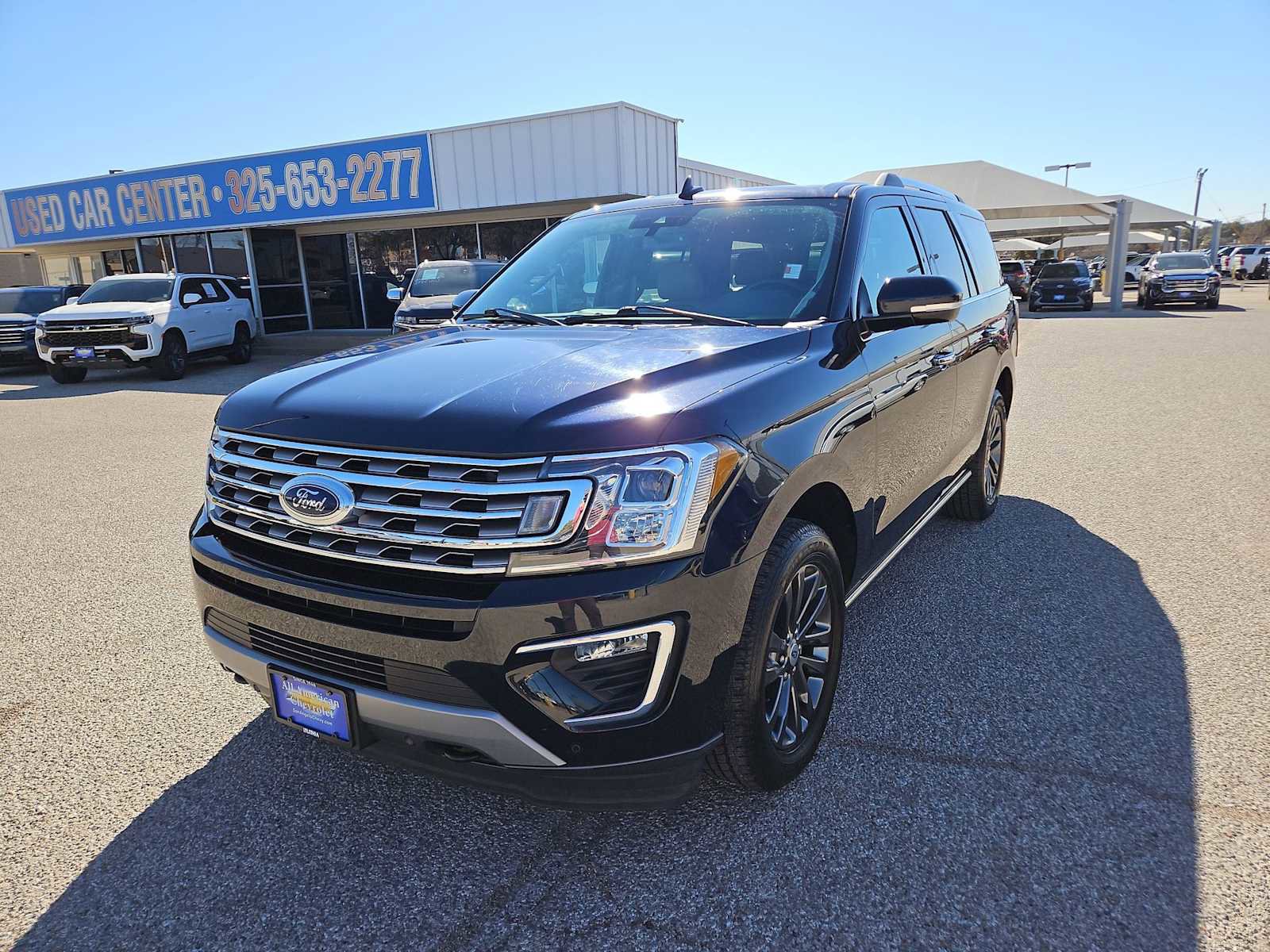 Used 2021 Ford Expedition Limited image 4