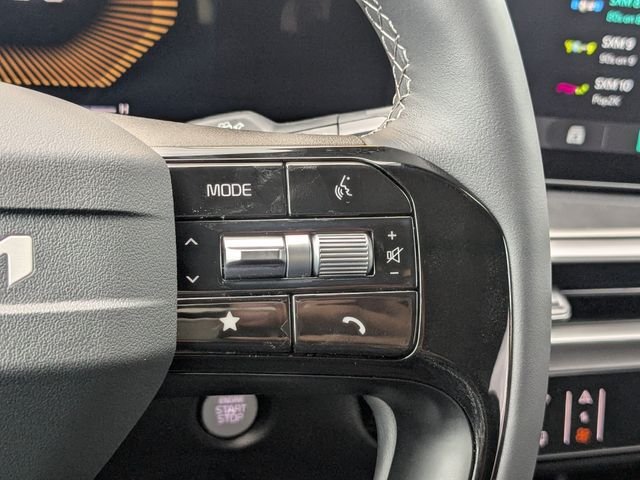 New 2026 Kia Sorento LX FWD image 29