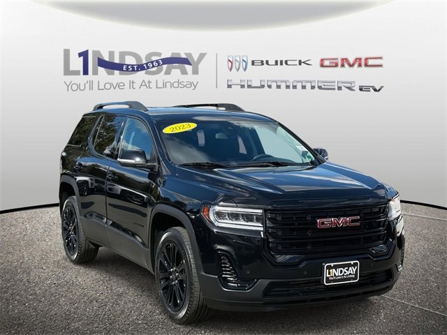 Certified 2023 GMC Acadia SLE w/ Driver Convenience Package image 1