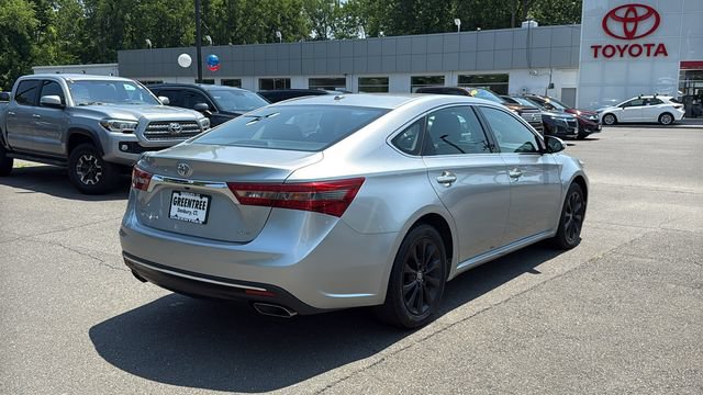 Used 2016 Toyota Avalon XLE FWD image 6