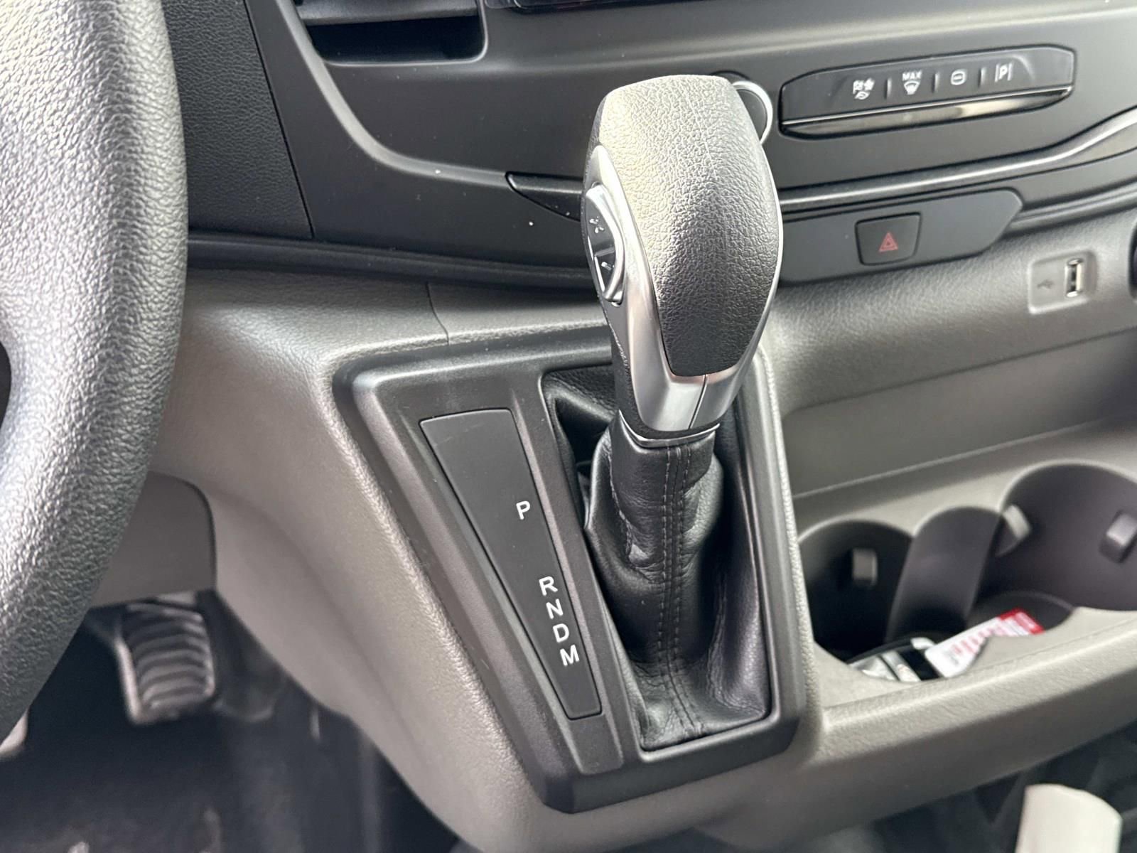 New 2026 Ford Transit 250 148 Medium Roof w/ Load Area Protection Package image 18