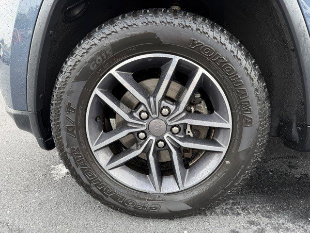 Used 2019 Jeep Grand Cherokee Limited w/ Trailer Tow Group IV image 24