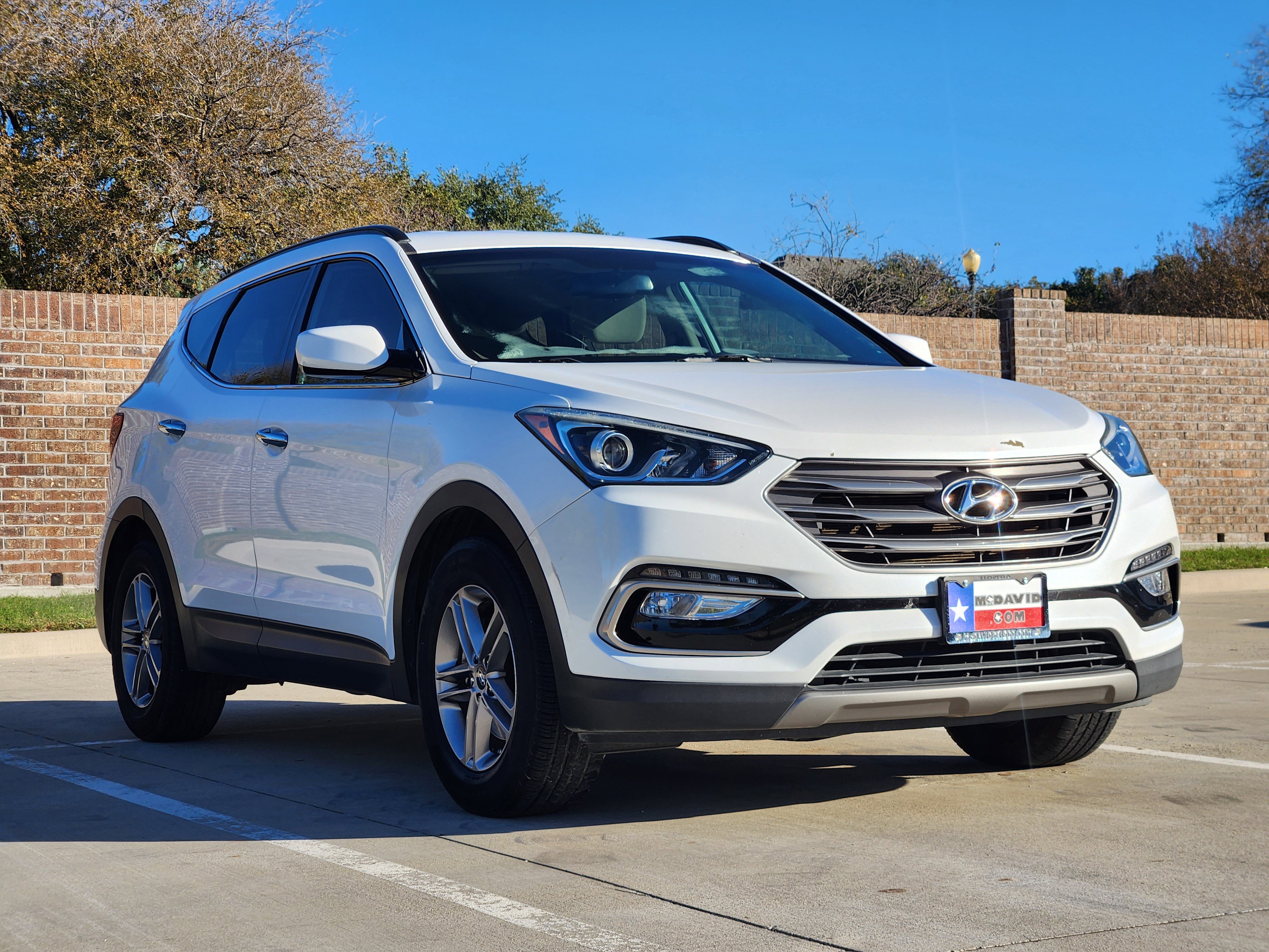Used 2017 Hyundai Santa Fe Sport image 4