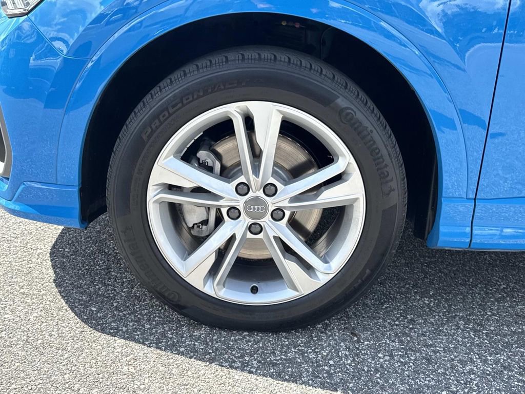 Used 2020 Audi Q3 2.0T Premium Plus AWD/4WD image 11