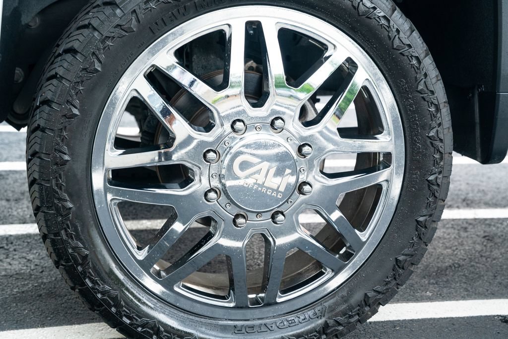 Used 2024 Chevrolet Silverado 3500 High Country AWD/4WD image 22