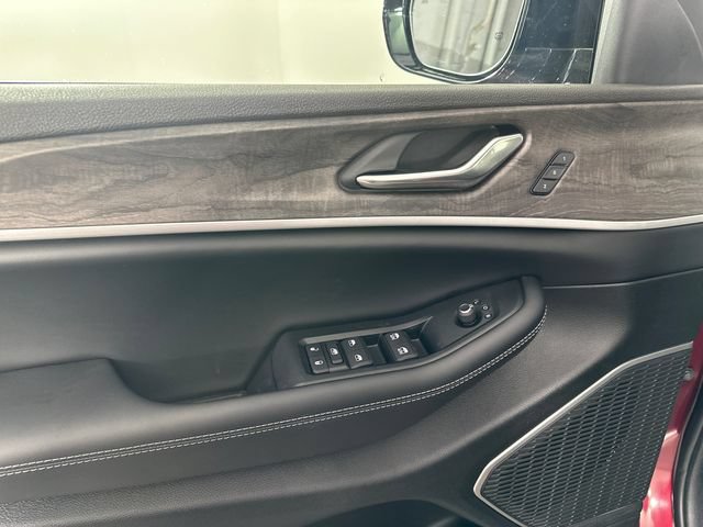 New 2026 Jeep Grand Cherokee Limited AWD/4WD image 18