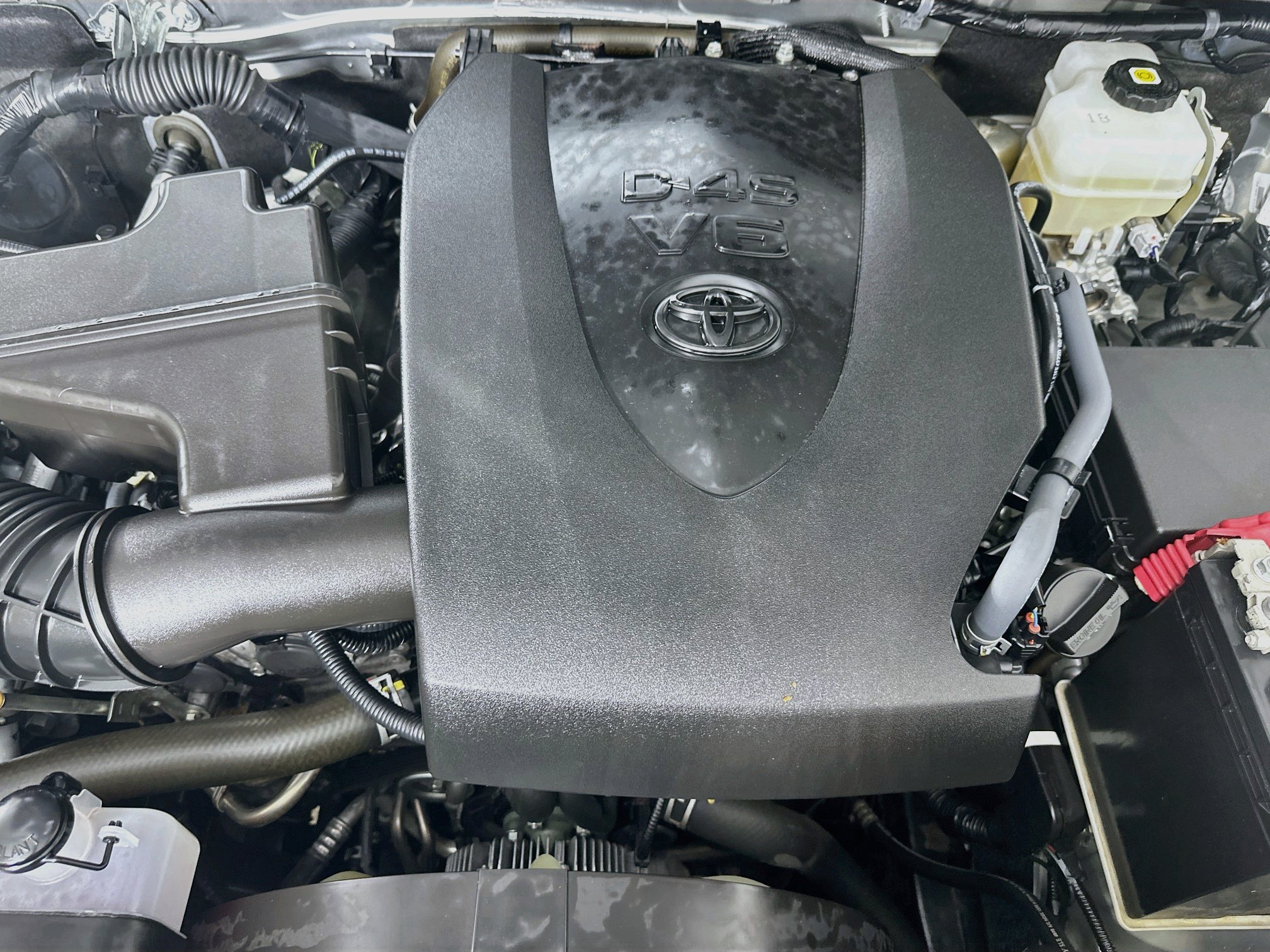 Used 2022 Toyota Tacoma TRD Off-Road AWD/4WD image 31