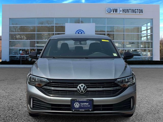 Certified 2022 Volkswagen Jetta Sport FWD image 2