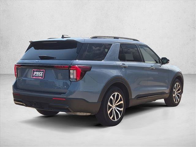 Used 2025 Ford Explorer ST-Line RWD image 5