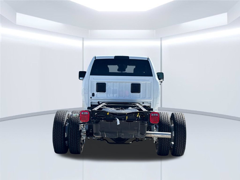 Used 2025 RAM 5500 Tradesman AWD/4WD image 47