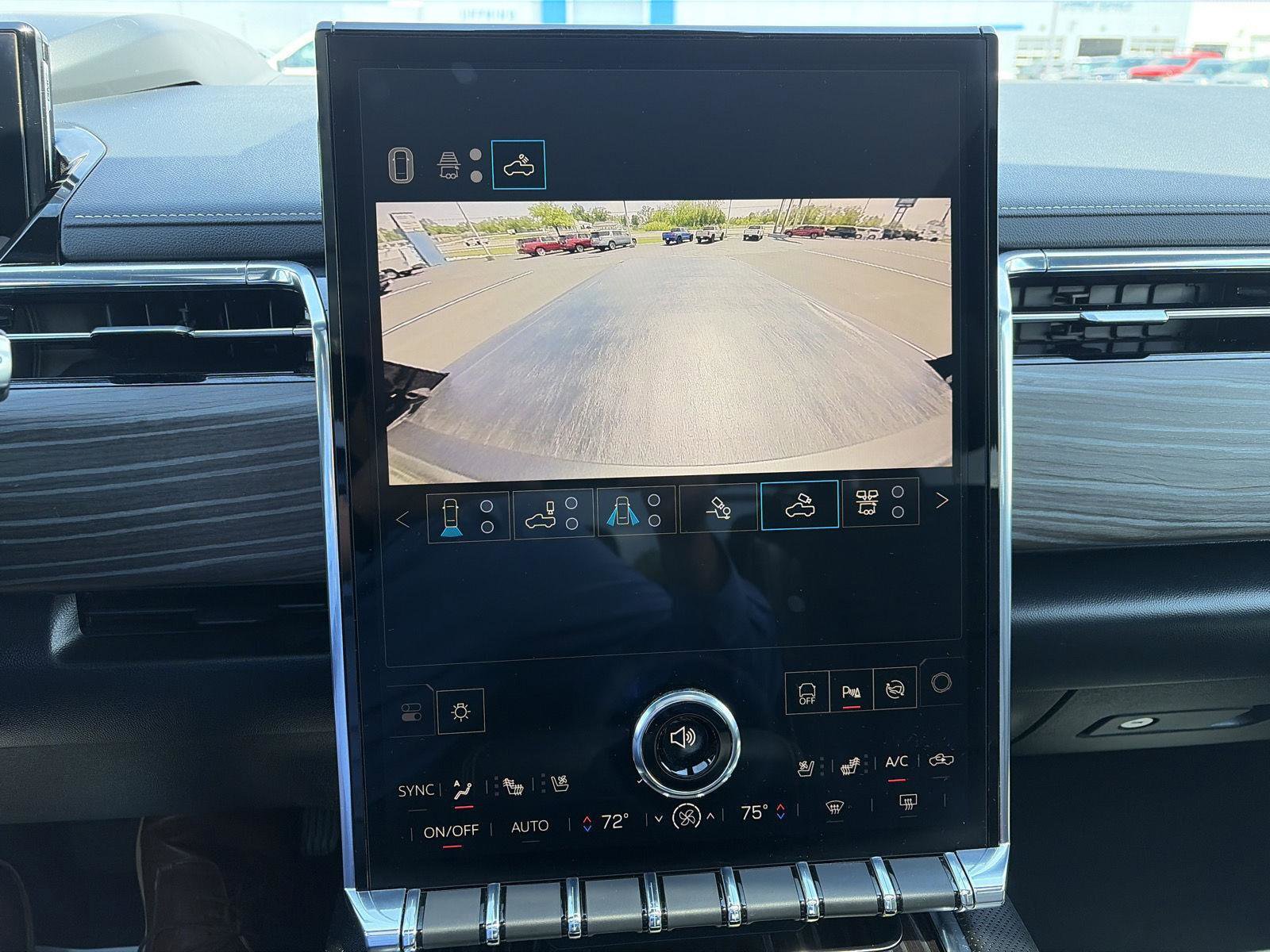 Used 2025 GMC Sierra EV Denali AWD/4WD image 35