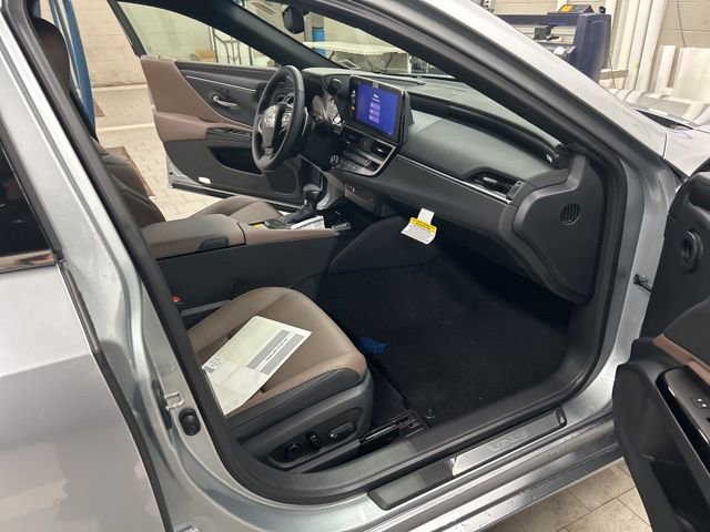 New 2025 Lexus ES 350 350 image 14