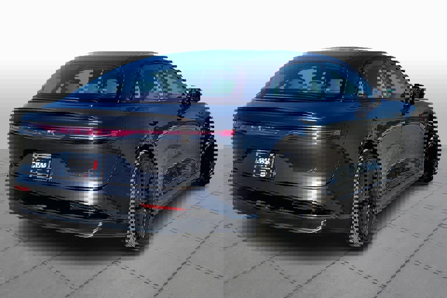 Used 2025 Lucid Air Pure image 13