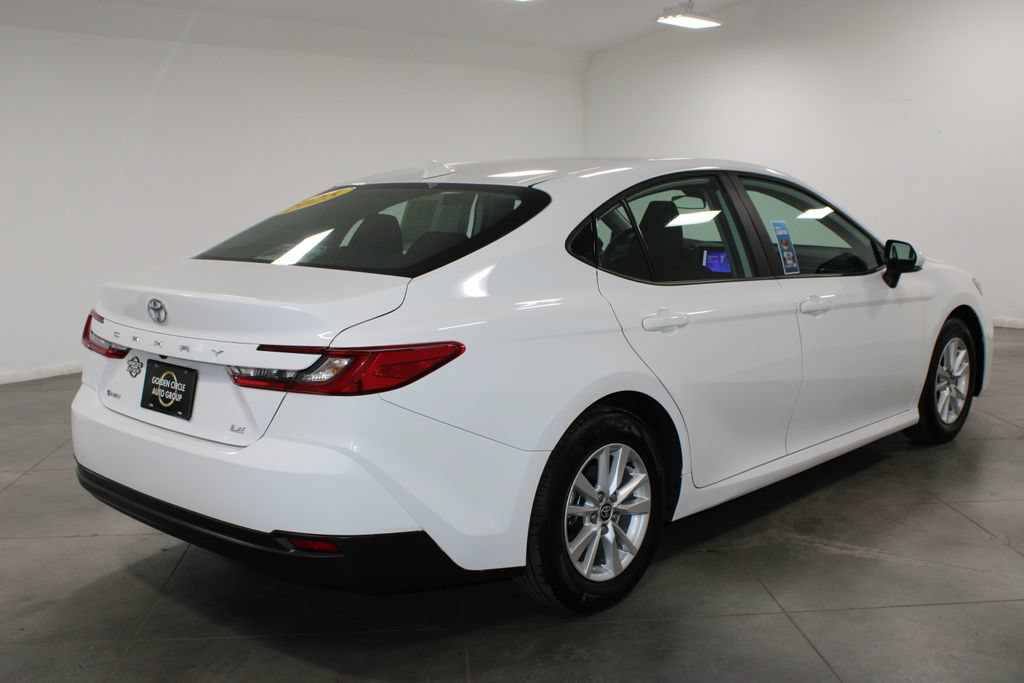 Used 2025 Toyota Camry LE FWD image 9