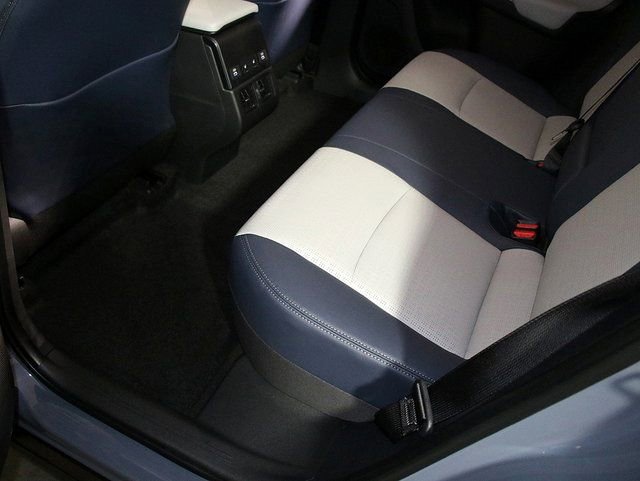 Used 2023 Subaru Solterra Limited image 29