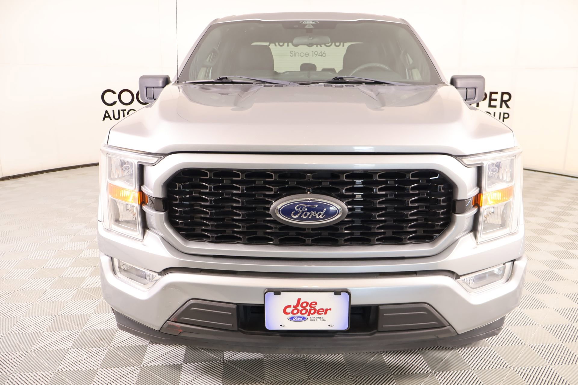 Used 2021 Ford F150 XL w/ STX Appearance Package RWD image 8