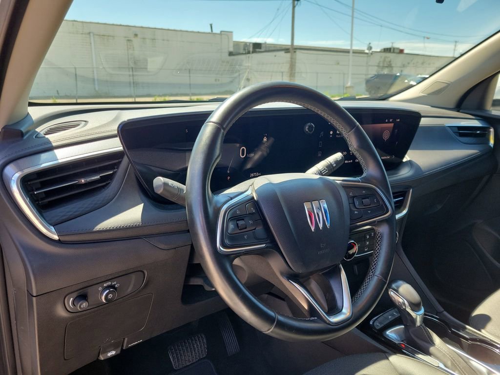 Used 2024 Buick Encore GX Preferred FWD image 18
