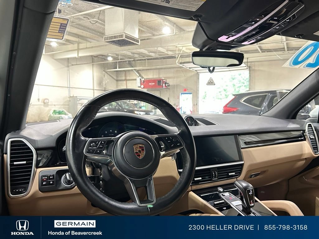 Used 2020 Porsche Cayenne AWD/4WD image 15