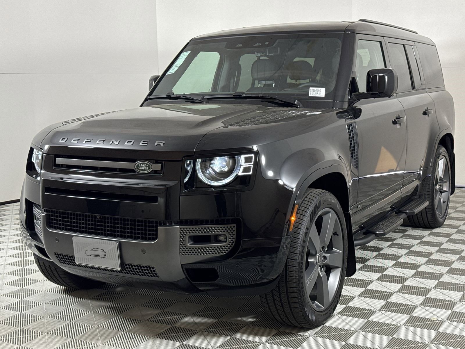 New 2025 Land Rover Defender 130 V8 image 1