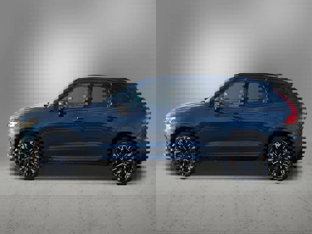 New 2026 Volvo XC60 B5 Ultra w/ Protection Package Premier image 3