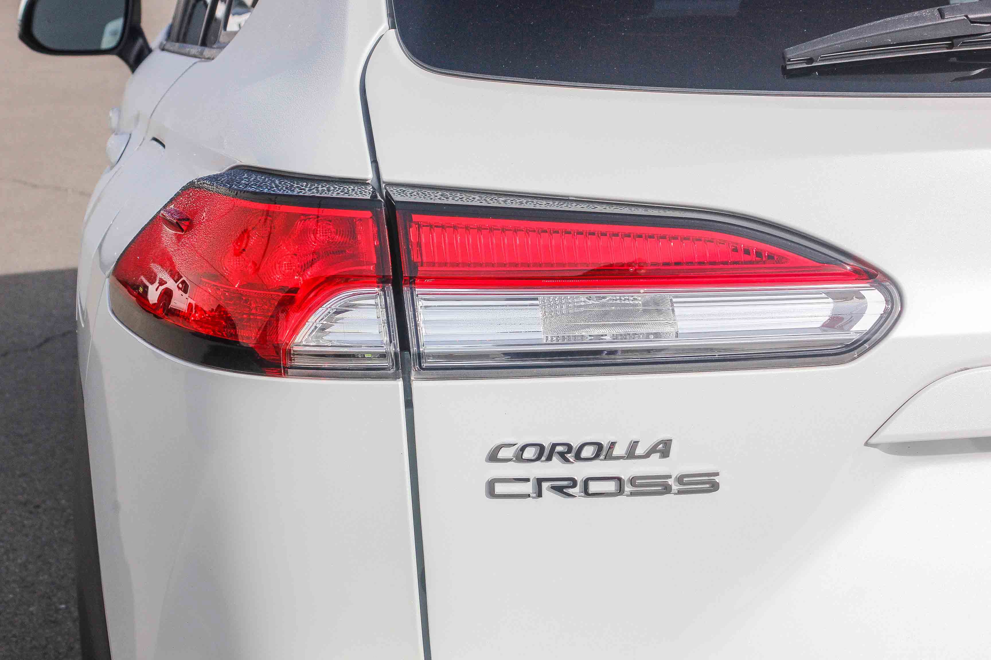 Used 2023 Toyota Corolla Cross LE image 9