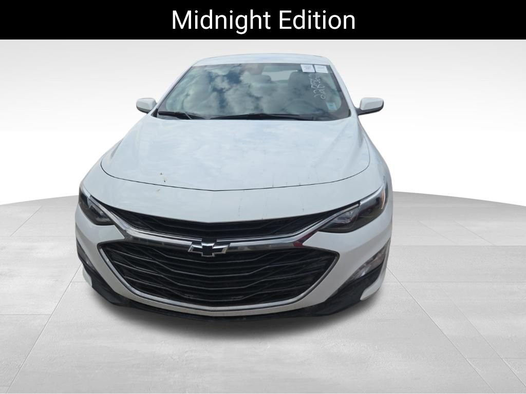 Used 2024 Chevrolet Malibu LT w/ Sport Edition image 9