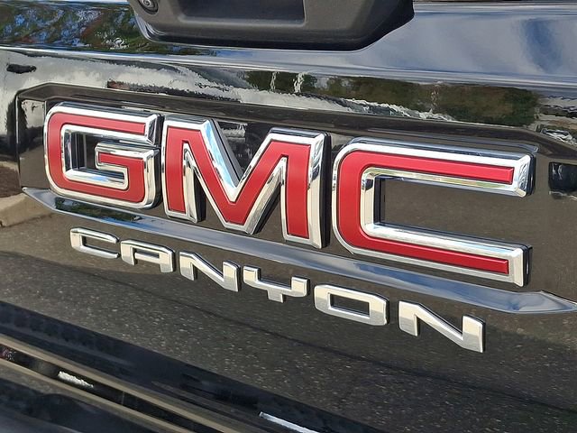 Used 2025 GMC Canyon Elevation image 34