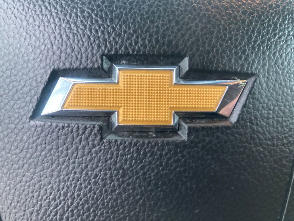 Used 2020 Chevrolet Trax LT w/ LT Convenience Package image 25