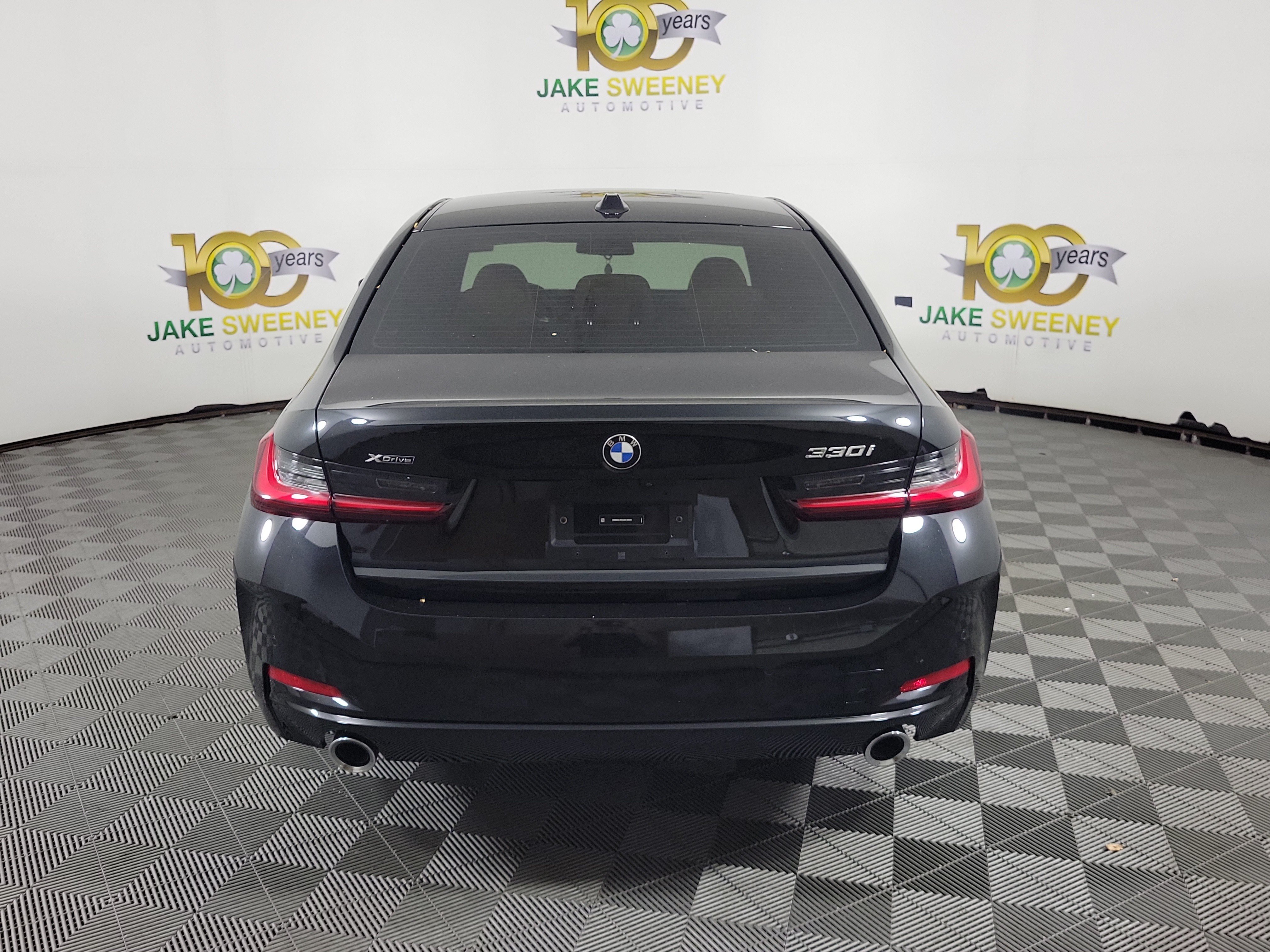 Certified 2025 BMW 330i xDrive Sedan w/ Premium Package AWD/4WD image 6