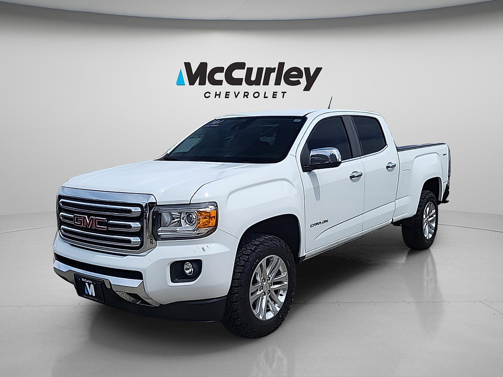 Used 2018 GMC Canyon SLT w/ Driver Alert Package AWD/4WD image 3