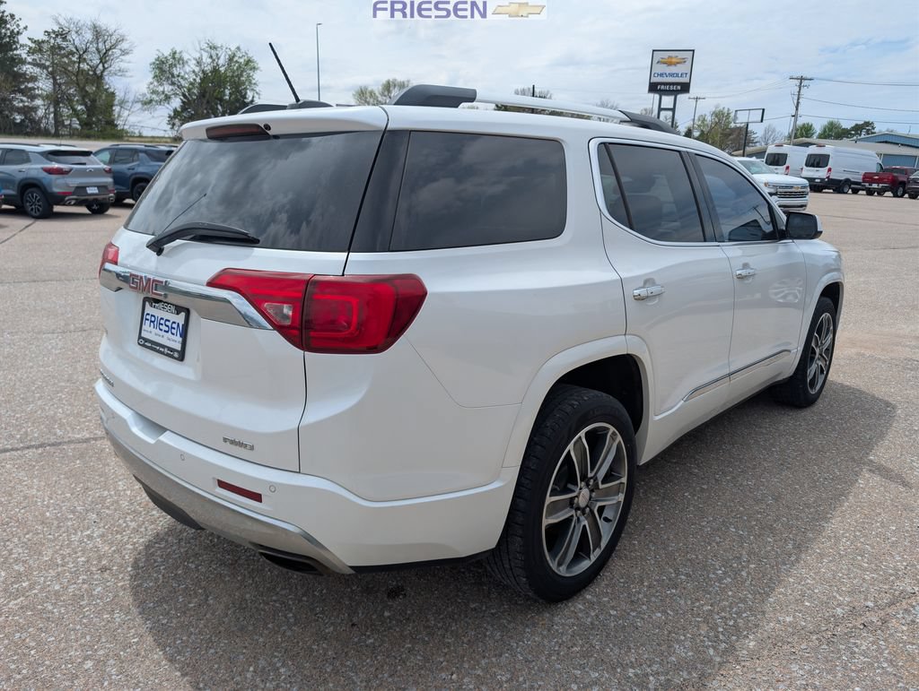 Used 2017 GMC Acadia Denali w/ Technology Package AWD/4WD image 6