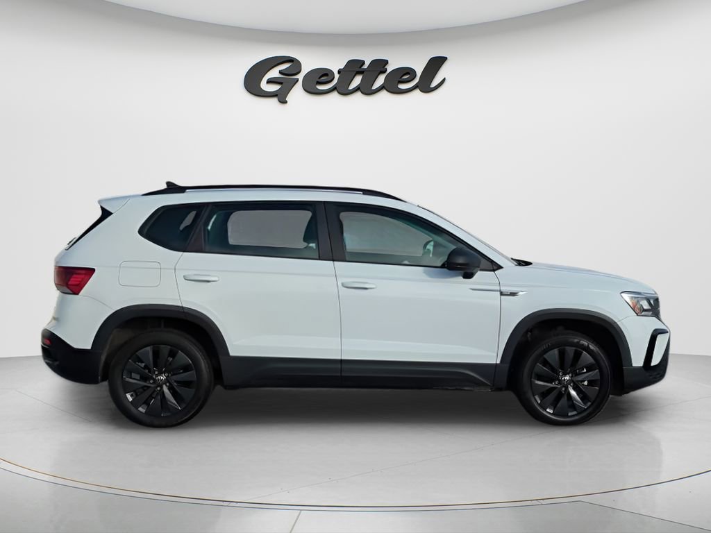 Used 2023 Volkswagen Taos S image 7