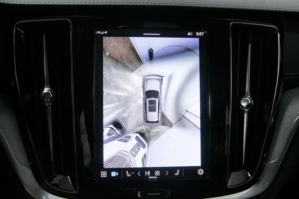 Certified 2024 Volvo V60 B5 Cross Country Ultimate image 31