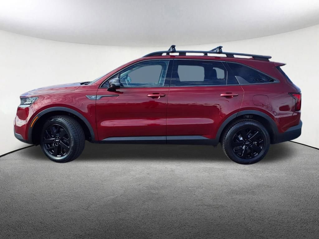 Used 2022 Kia Sorento S w/ Panoramic Sunroof Package image 2