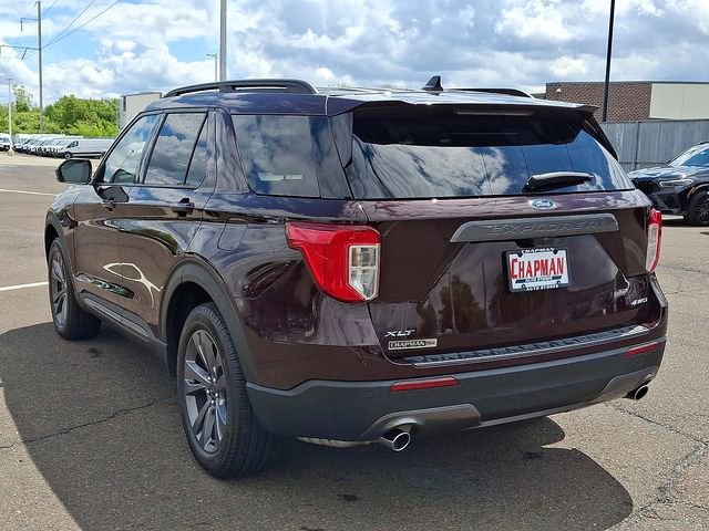 Certified 2023 Ford Explorer XLT w/ Equipment Group 202A AWD/4WD image 4