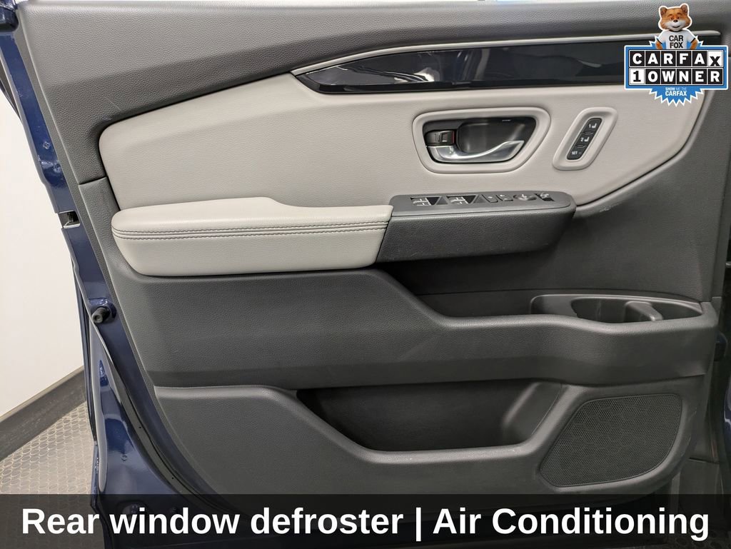 Certified 2023 Honda Pilot Touring image 10